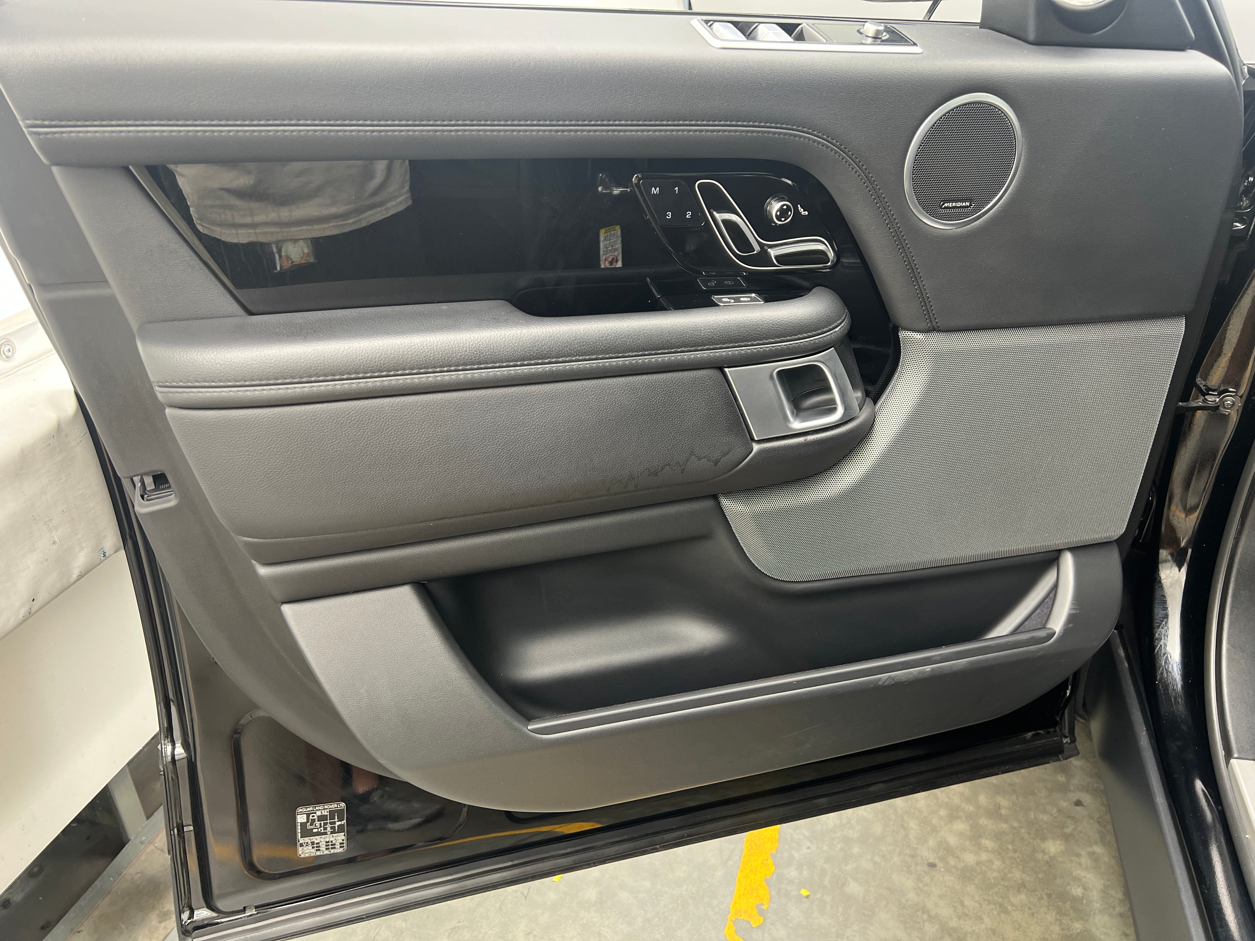 land rover range rover 2020 SALGR2SU7LA402055 image land rover range rover 2020 SALGR2SU7LA402055 image